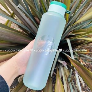 ✨NEW✨Starbucks ‘Tritan Siren Soft Touch’ Frost Mint Strap Water Bottle